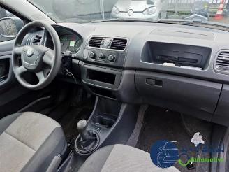 Skoda Fabia Fabia II (5J), Hatchback 5-drs, 2006 / 2014 1.2i 12V picture 17