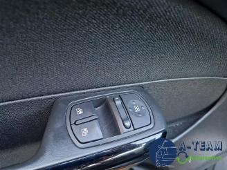 Opel Corsa Corsa D, Hatchback, 2006 / 2014 1.4 16V Twinport picture 26