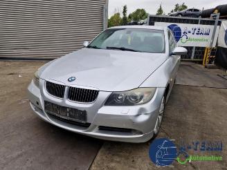 Salvage car BMW 3-serie 3 serie (E90), Sedan, 2005 / 2011 325i 24V 2005/7