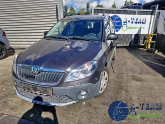 Dezmembrări autoturisme Skoda Roomster Roomster (5J), MPV, 2006 / 2015 1.2 TSI 2011/1