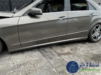 Mercedes E-klasse E (W212), Sedan, 2009 / 2016 E-550 5.5 V8 32V 4-Matic picture 6