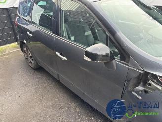 Renault Grand-scenic Grand Scenic III (JZ), MPV, 2009 / 2016 2.0 16V CVT picture 29