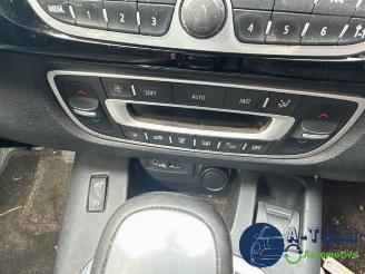 Renault Grand-scenic Grand Scenic III (JZ), MPV, 2009 / 2016 2.0 16V CVT picture 23