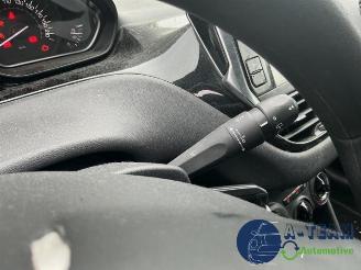 Peugeot 208 208 I (CA/CC/CK/CL), Hatchback, 2012 / 2019 1.2 Vti 12V PureTech 82 picture 17