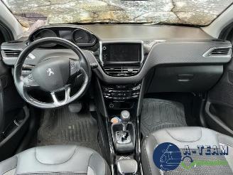 Peugeot 2008 2008 (CU), MPV, 2013 / 2019 1.2 12V e-THP PureTech 110 picture 8