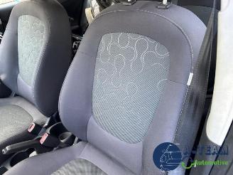 Hyundai I-20 i20, Hatchback, 2008 / 2015 1.2i 16V picture 13