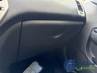Hyundai I-20 i20, Hatchback, 2008 / 2015 1.2i 16V picture 23