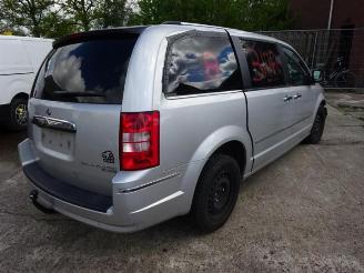 Chrysler Voyager  picture 5