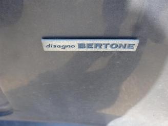 Alfa Romeo GT  picture 12