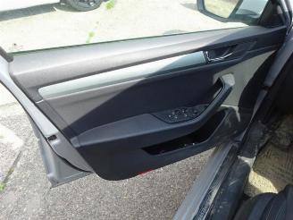 Skoda Superb Superb Combi (3V5), Combi, 2015 1.6 TDI picture 8