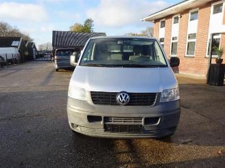 uszkodzony samochody osobowe Volkswagen Transporter Transporter T5, Van, 2003 / 2015 2.5 TDi 2008/1