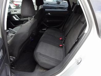Peugeot 308 308 SW (L4/L9/LC/LJ/LR), Combi 5-drs, 2014 / 2021 1.6 BlueHDi 115 picture 12