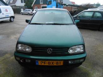 Volkswagen Golf benzine picture 1