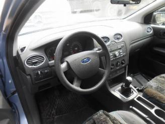 Ford Focus 1.6 tdci 2006 station picture 12