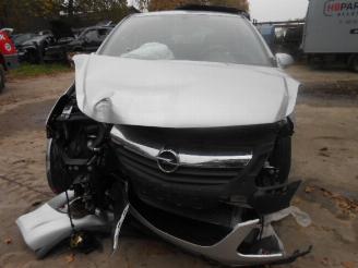 Opel Corsa D 1.2 benz 2010 picture 6