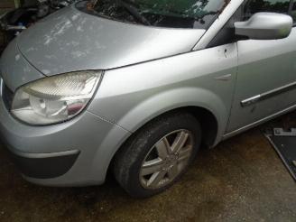 Renault Scenic 1.5 dci picture 6