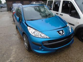 Peugeot 207 1.6 hdi picture 1