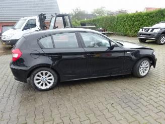 BMW 1-serie 120D picture 7