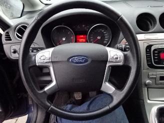 Ford S-Max 2.0 tdci picture 18