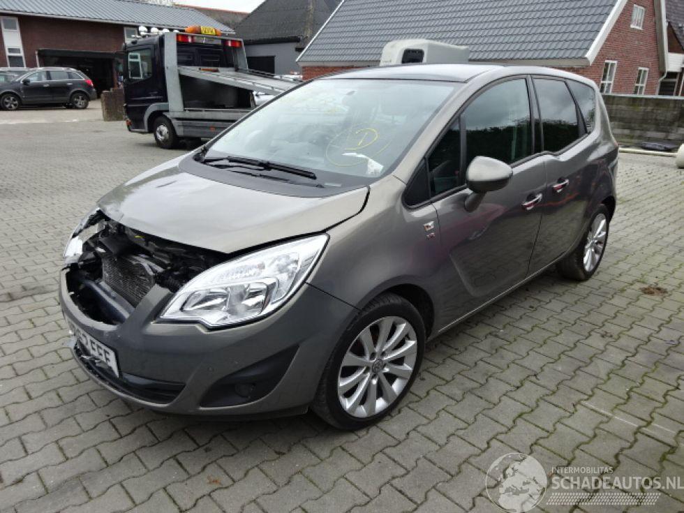 Opel Meriva 1.4 Turbo  Kleurcode Z40W