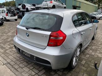 BMW 1-serie 116 i M uitvoering picture 5