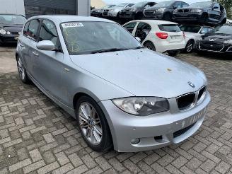 BMW 1-serie 116 i M uitvoering picture 1