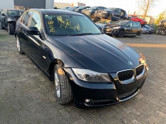 BMW 3-serie 318 i black sapphire metallic 475 picture 1
