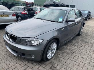 BMW 1-serie 116 I picture 3