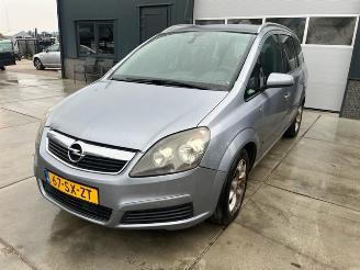 Opel Zafira 1.9 cdti picture 2