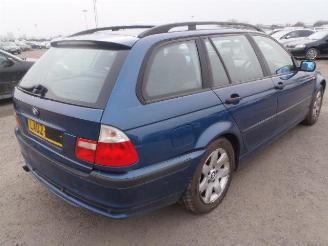 BMW 3-serie 318 touring picture 4