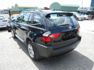 BMW X3  picture 2
