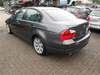 BMW 3-serie 320 i picture 3