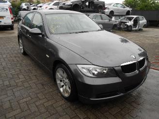 BMW 3-serie 320 i picture 1