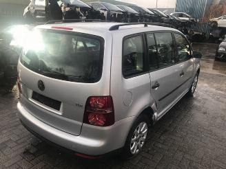Volkswagen Touran 1.9 TDI picture 5