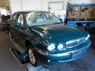 Jaguar X-type X-type Sedan 2.1 V6 24V (YB(AJ-V6)) [115kW]  (03-2002/11-2009) picture 2