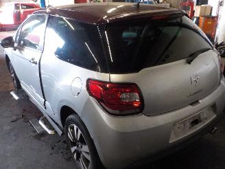 Citroën DS3 DS3 (SA) Hatchback 1.4 HDi (DV4C(8HP)) [50kW]  (03-2010/07-2015) picture 3