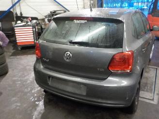 Volkswagen Polo Polo (6R) Hatchback 1.6 TDI 16V 90 (CAYB) [66kW]  (06-2009/05-2014) picture 4