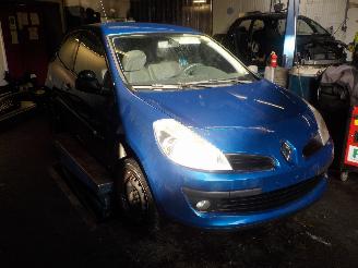 Renault Clio Clio III (BR/CR) Hatchback 1.2 16V TCe 100 (D4F-784(D4F-H7)) [74kW]  (=
05-2007/12-2014) picture 1