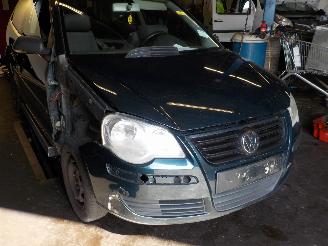 Volkswagen Polo Polo (9N1/2/3) Hatchback 1.2 12V (AZQ) [47kW]  (10-2001/07-2007) picture 2