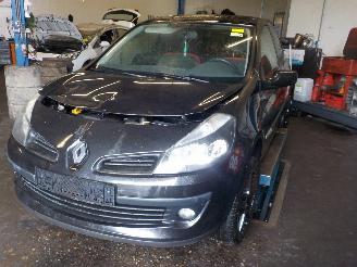  Renault Clio Clio III (BR/CR) Hatchback 1.2 16V TCe 100 (D4F-784(D4F-H7)) [74kW]  (=
05-2007/12-2014) 2007/6