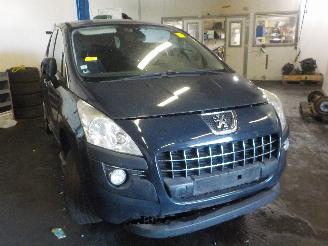 Peugeot 3008 3008 (0U/HU) MPV 1.6 HDiF 16V (DV6TED4(9HZ)) [80kW]  (06-2009/08-2002)= picture 2