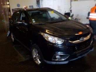 Hyundai Ix35 iX 35 (LM) SUV 1.7 CRDi 16V (D4FD) [85kW]  (11-2010/09-2015) picture 1