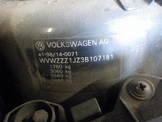 Volkswagen Golf Golf IV (1J1) Hatchback 1.9 TDI 100 (AXR) [74kW]  (09-2000/06-2005) picture 5