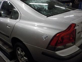 Volvo S-60 S60 I (RS/HV) 2.4 20V 140 (B5244S2) [103kW]  (07-2000/04-2010) picture 4