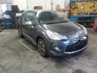 Citroën DS3 DS3 (SA) Hatchback 1.6 e-HDi (DV6DTED(9HP)) [68kW]  (11-2009/07-2015) 2014