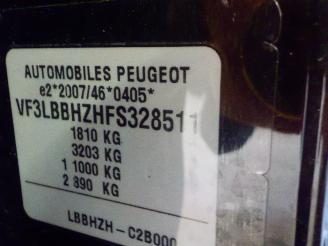 Peugeot 308 308 (L3/L8/LB/LH/LP) Hatchback 5-drs 1.6 BlueHDi 120 (DV6FC(BHZ)) [88k=
W]  (11-2013/06-2021) picture 5