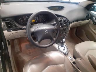 Citroën C5 C5 II Berline (RC) Hatchback 2.0 16V (EW10A(RFJ)) [104kW]  (09-2004/03=
-2008) picture 14