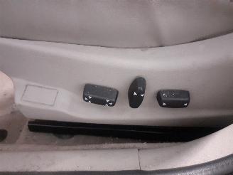 Citroën C5 C5 II Berline (RC) Hatchback 2.0 16V (EW10A(RFJ)) [104kW]  (09-2004/03=
-2008) picture 13