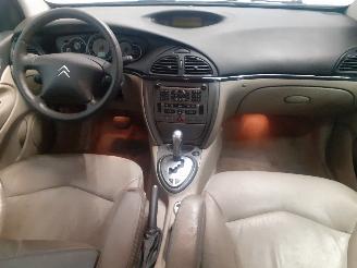 Citroën C5 C5 II Berline (RC) Hatchback 2.0 16V (EW10A(RFJ)) [104kW]  (09-2004/03=
-2008) picture 11