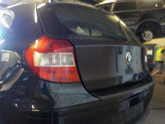 BMW 1-serie 1 serie (E87/87N) Hatchback 5-drs 116i 1.6 16V (N45-B16A) [85kW]  (06-=
2004/06-2011) picture 3